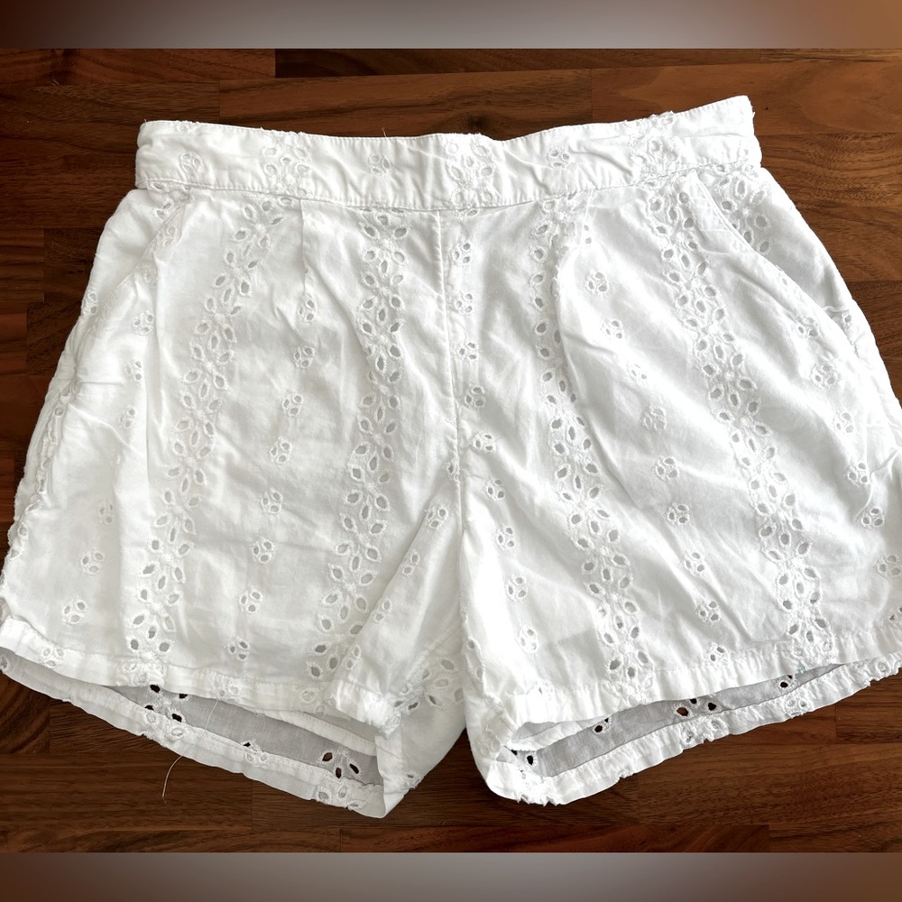 Abercrombie Girls smocked waist eyelet shorts Size 11-12